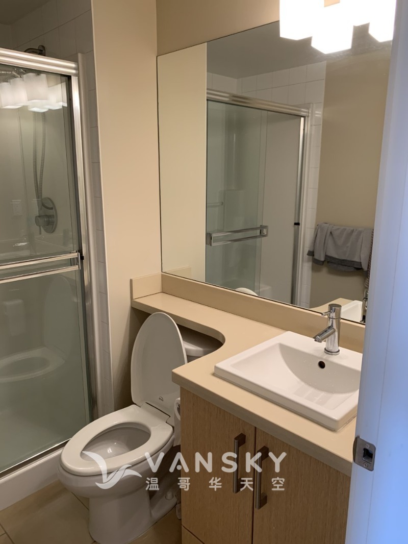 260523093820_10 Washroom-reg2.jpg
